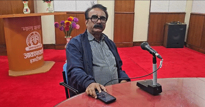 Radio Blends Nostalgia with Innovation, Stays Relevant in Digital Era