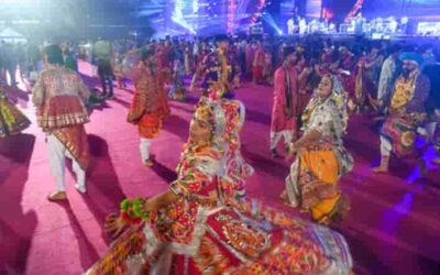 Dandiya, Garba Events in Jamshedpur Spark Debate Over Identity Checks and Participation